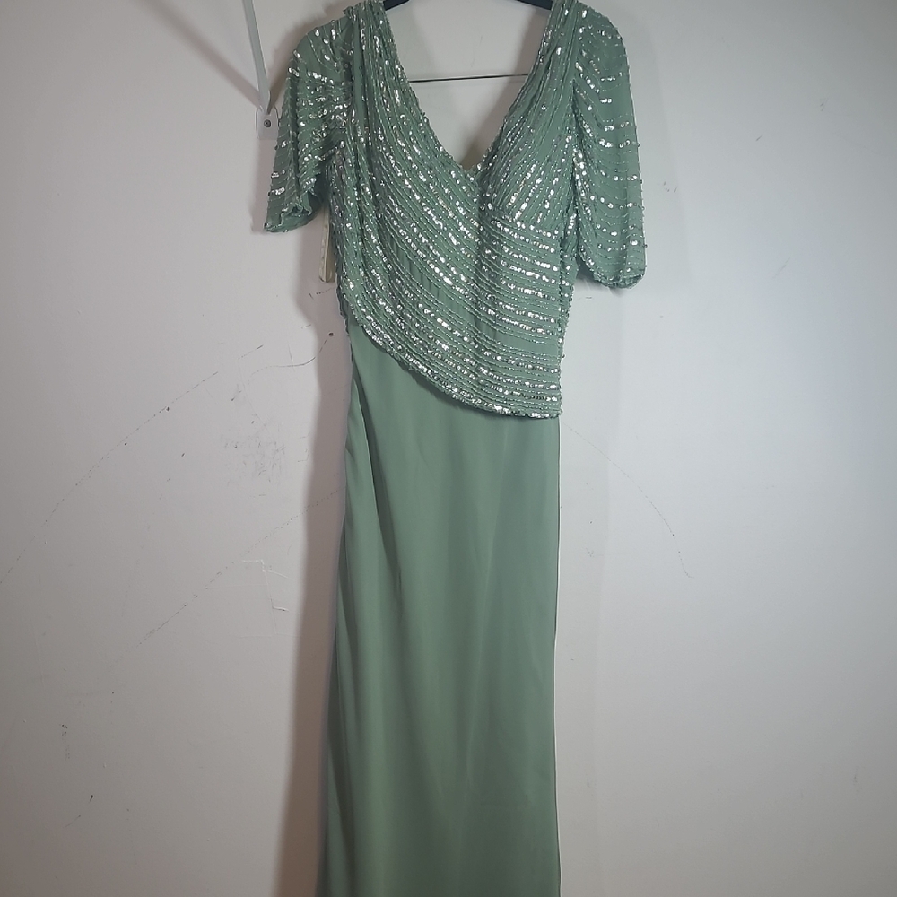 May Queen Green Flutter Sleeve Plunge Maxi Dress
